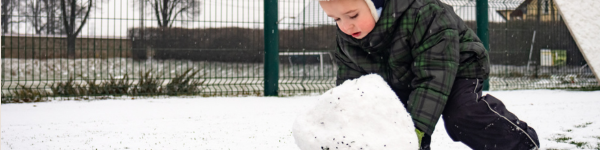 rouler une boule de neige